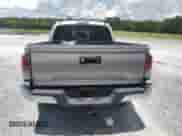 2020 Toyota Tacoma SR5 с VIN 5TFAZ5CN1LX090978, выставлен на аукционе Copart как лот 64010265 с пробегом 117 433 миль миль и Списание • Salvage title. История ставок и продаж доступна на DreamBid. Изображение 6.
