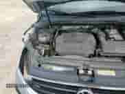 2022 Volkswagen Tiguan SE R-Line Black z VIN 3VV8B7AX8NM059661, wystawiony jako Copart lot #62700925 z przebiegiem 57 134 mil mil oraz Szkoda całkowita • Salvage title. Historia ofert i sprzedaży dostępna na DreamBid. Obrazek 15.