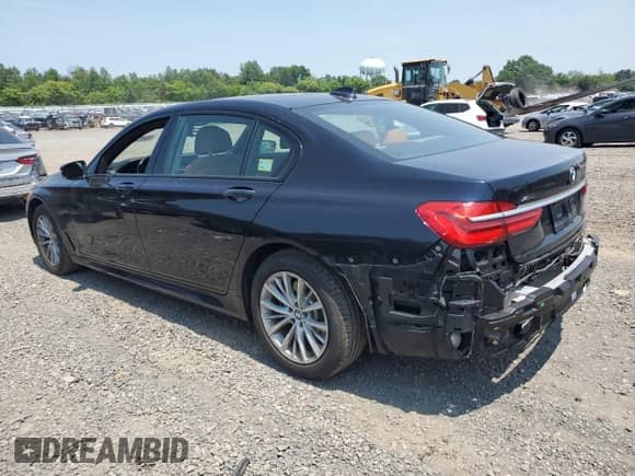 2019 BMW 7 Series 750i xDrive с VIN WBA7F2C53KB239174, выставлен на аукционе Copart как лот 59283255 с пробегом 125 610 миль миль и Списание • Salvage title. История ставок и продаж доступна на DreamBid. Изображение 2.