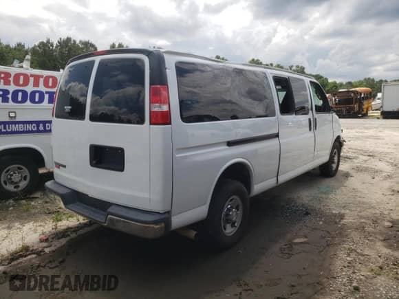 2020 Chevrolet Express Passenger LT с VIN 1GAZGPFG7L1125732, выставлен на аукционе Copart как лот 56536785 с пробегом 89 436 миль миль и Списание • Salvage title. История ставок и продаж доступна на DreamBid. Изображение 3.