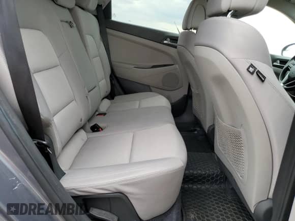 2018 Hyundai Tucson SEL с VIN KM8J3CA41JU753945, выставлен на аукционе Copart как лот 71132945 с пробегом 106 475 миль миль и Списание • Salvage title. История ставок и продаж доступна на DreamBid. Изображение 11.