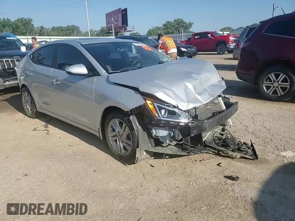 2019 Hyundai Elantra Value Edition с VIN KMHD84LFXKU761546, выставлен на аукционе Copart как лот 68882025 с пробегом Не указан миль и Списание • Salvage title. История ставок и продаж доступна на DreamBid. Изображение 14.