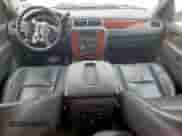 2013 Chevrolet Avalanche LT с VIN 3GNMCFE0XDG150663, выставлен на аукционе Copart как лот 57417395 с пробегом 141 470 миль миль и Списание • Salvage title. История ставок и продаж доступна на DreamBid. Изображение 8.