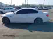 2011 BMW M3 z VIN WBSKG9C57BE646148, wystawiony jako IAAI lot #41559675 z przebiegiem 90 333 mil mil oraz . Historia ofert i sprzedaży dostępna na DreamBid. Obrazek 15.