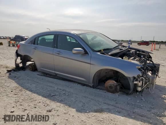 2013 Chrysler 200 Touring with VIN 1C3CCBBB1DN552991, listed as a Copart auction lot 57819915 with Not provided miles and Clean title. Bid and sale history available at DreamBid. Image 4.