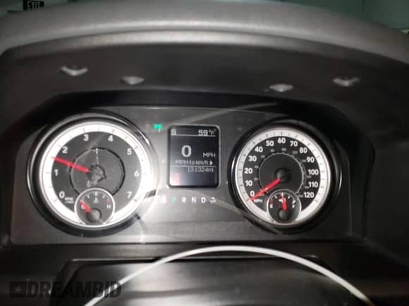 2016 Ram 1500 Tradesman z VIN 1C6RR7ST8GS339513, wystawiony jako Copart lot #45301865 z przebiegiem 131 324 mil mil oraz Czysty tytuł • Clean title. Historia ofert i sprzedaży dostępna na DreamBid. Obrazek 9.