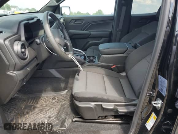 2025 Chevrolet Colorado 4WD Trail Boss с VIN 1GCPTEEK3S1133927, выставлен на аукционе Copart как лот 66259505 с пробегом 2 915 миль миль и Списание • Salvage title. История ставок и продаж доступна на DreamBid. Изображение 7.