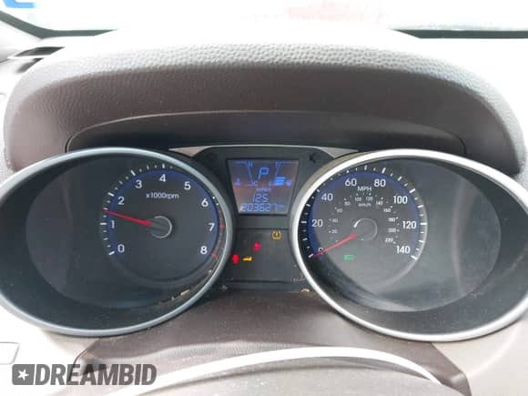 2013 Hyundai Tucson GLS z VIN KM8JU3AC5DU559718, wystawiony jako IAAI lot #42313385 z przebiegiem 203 627 mil mil oraz . Historia ofert i sprzedaży dostępna na DreamBid. Obrazek 7.