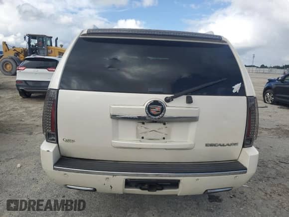 2013 Cadillac Escalade ESV Premium с VIN 1GYS4JEF4DR195497, выставлен на аукционе Copart как лот 81926915 с пробегом 246 420 миль миль и Чистый • Clean title. История ставок и продаж доступна на DreamBid. Изображение 6.