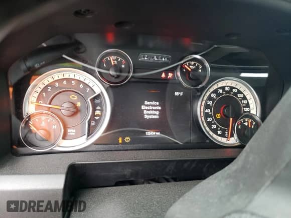 2018 Ram 1500 Big Horn with VIN 1C6RR6LG7JS115037, listed as a Copart auction lot 42947065 with 132,434 mi miles and Salvage title. Bid and sale history available at DreamBid. Image 9.