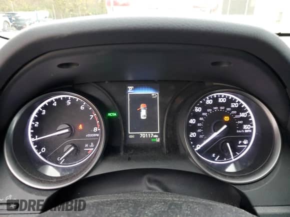 2021 Toyota Camry SE z VIN 4T1T11AK9MU465502, wystawiony jako Copart lot #82614705 z przebiegiem 70 117 mil mil oraz Szkoda całkowita • Salvage title. Historia ofert i sprzedaży dostępna na DreamBid. Obrazek 9.