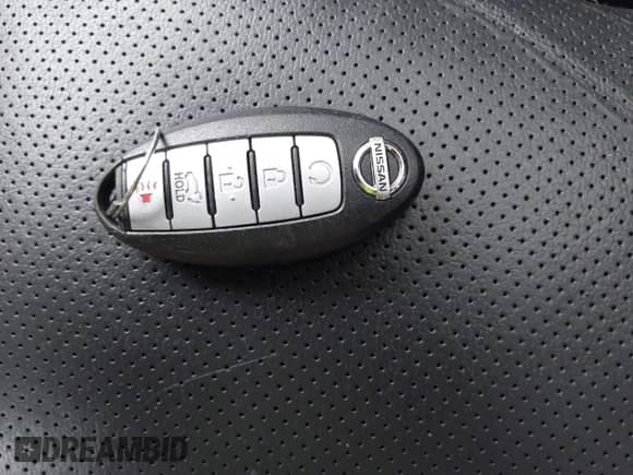 2018 Nissan Murano SV with VIN 5N1AZ2MH1JN108455, listed as a IAAI auction lot 42300766 with 80,926 mi miles and . Bid and sale history available at DreamBid. Image 11.