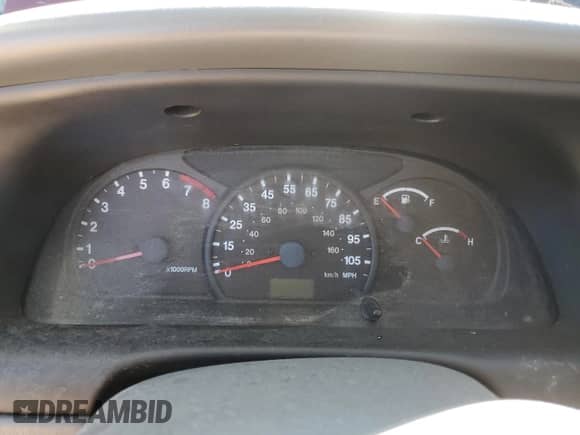 1999 Chevrolet Tracker z VIN 2CNBJ13C2X6911316, wystawiony jako Copart lot #74851094 z przebiegiem Nie podano mil oraz Szkoda całkowita • Salvage title. Historia ofert i sprzedaży dostępna na DreamBid. Obrazek 9.