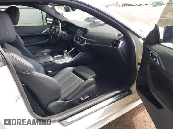 2021 BMW 4 Series M440i xDrive с VIN WBA13AR09MCF74685, выставлен на аукционе IAAI как лот 41881537 с пробегом 43 400 миль миль и . История ставок и продаж доступна на DreamBid. Изображение 5.