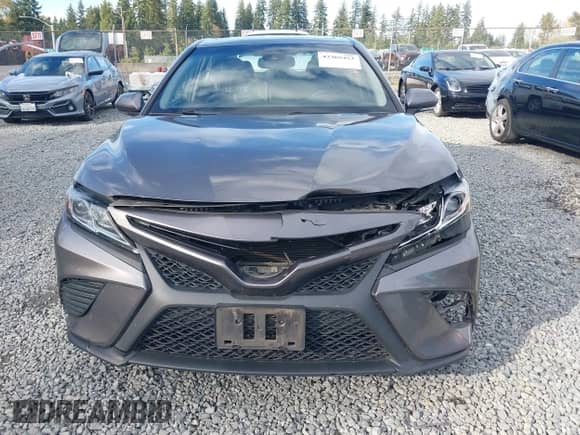 2019 Toyota Camry SE z VIN 4T1B11HK6KU852555, wystawiony jako IAAI lot #43365453 z przebiegiem 171 578 mil mil oraz . Historia ofert i sprzedaży dostępna na DreamBid. Obrazek 6.