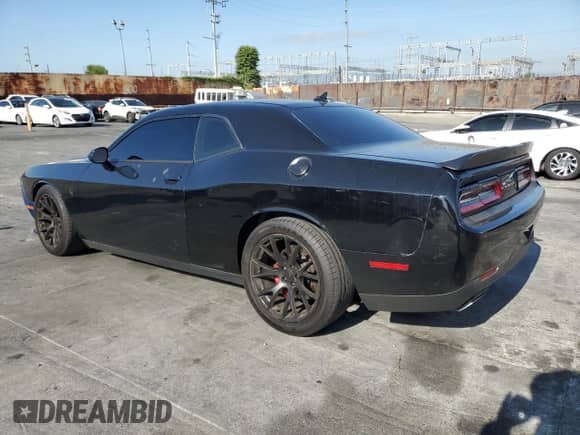 2018 Dodge Challenger R/T Scat Pack z VIN 2C3CDZFJ5JH128189, wystawiony jako Copart lot #62534385 z przebiegiem 41 672 mil mil oraz Szkoda całkowita • Salvage title. Historia ofert i sprzedaży dostępna na DreamBid. Obrazek 2.