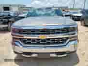 2017 Chevrolet Silverado 1500 LTZ z VIN 3GCPCSEC5HG381503, wystawiony jako Copart lot #60893485 z przebiegiem 143 711 mil mil oraz Szkoda całkowita • Salvage title. Historia ofert i sprzedaży dostępna na DreamBid. Obrazek 5.