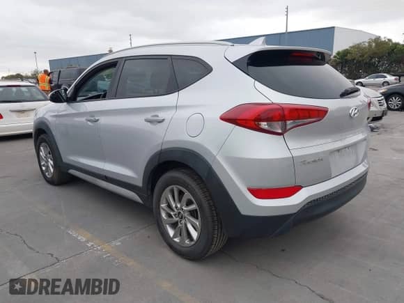 2018 Hyundai Tucson SEL с VIN KM8J33A40JU758151, выставлен на аукционе IAAI как лот 43412219 с пробегом 92 452 миль миль и . История ставок и продаж доступна на DreamBid. Изображение 3.