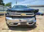 2020 Chevrolet Silverado 1500 LTZ с VIN 3GCUYGETXLG386691, выставлен на аукционе Copart как лот 57436225 с пробегом 107 183 миль миль и Списание • Salvage title. История ставок и продаж доступна на DreamBid. Изображение 5.