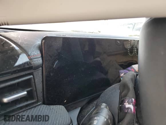 2025 Nissan Kicks SR z VIN 3N8AP6DD3SL360244, wystawiony jako Copart lot #68556455 z przebiegiem Nie podano mil oraz Szkoda całkowita • Salvage title. Historia ofert i sprzedaży dostępna na DreamBid. Obrazek 9.