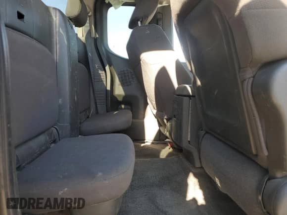 2013 Nissan Frontier S z VIN 1N6BD0CT9DN728912, wystawiony jako Copart lot #80291095 z przebiegiem 179 729 mil mil oraz Szkoda całkowita • Salvage title. Historia ofert i sprzedaży dostępna na DreamBid. Obrazek 10.