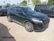 2023 Nissan Kicks SR с VIN 3N1CP5DV0PL549404, выставлен на аукционе IAAI как лот 42779412 с пробегом 26 009 миль миль и . История ставок и продаж доступна на DreamBid. Изображение 1.