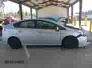 2013 Toyota Prius Three z VIN JTDKN3DU1D5671629, wystawiony jako IAAI lot #43402034 z przebiegiem 127 354 mil mil oraz . Historia ofert i sprzedaży dostępna na DreamBid. Obrazek 13.