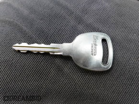 2001 Chevrolet Tahoe LT z VIN 1GNEC13T71J184865, wystawiony jako IAAI lot #41799799 z przebiegiem 290 196 mil mil oraz . Historia ofert i sprzedaży dostępna na DreamBid. Obrazek 11.