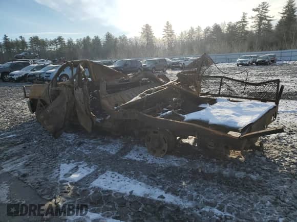 2015 Chevrolet Silverado 2500HD Work Truck z VIN 1GC1KUEG9FF582794, wystawiony jako Copart lot #41525435 z przebiegiem Nie podano mil oraz Szkoda całkowita • Salvage title. Historia ofert i sprzedaży dostępna na DreamBid. Obrazek 2.