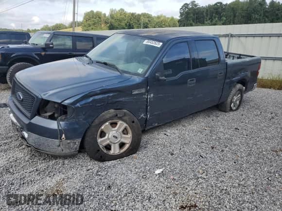 2004 Ford F-150 XLT с VIN 1FTPW12594KC15009, выставлен на аукционе Copart как лот 80452625 с пробегом 153 577 миль миль и Списание • Salvage title. История ставок и продаж доступна на DreamBid. Изображение 1.