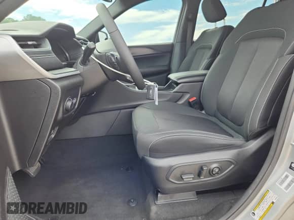 2024 Jeep Grand Cherokee Laredo X с VIN 1C4RJKAG0R8608806, выставлен на аукционе Copart как лот 59209835 с пробегом 8 836 миль миль и Чистый • Clean title. История ставок и продаж доступна на DreamBid. Изображение 7.