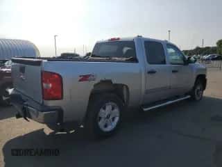 2011 Chevrolet Silverado 1500 LT с VIN 1GCPKSE36BF226017, выставлен на аукционе Copart как лот 66334965 с пробегом 131 984 миль миль и Чистый • Clean title. История ставок и продаж доступна на DreamBid. Изображение 3.