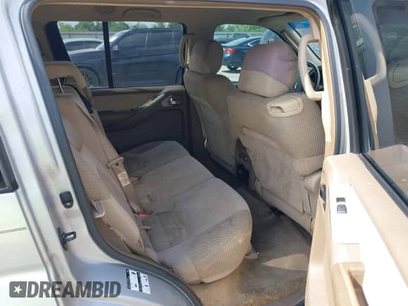 2005 Nissan Pathfinder SE with VIN 5N1AR18U25C781547, listed as a IAAI auction lot 42284394 with 184,942 mi miles and . Bid and sale history available at DreamBid. Image 8.