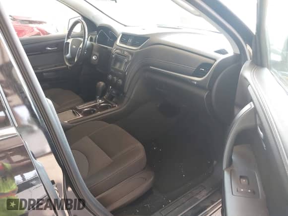 2016 Chevrolet Traverse LT z VIN 1GNKRGKD6GJ331569, wystawiony jako IAAI lot #43140690 z przebiegiem 99 919 mil mil oraz . Historia ofert i sprzedaży dostępna na DreamBid. Obrazek 5.