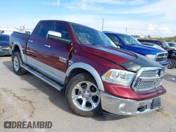 2018 Ram 1500 Laramie z VIN 1C6RR7NT2JS139133, wystawiony jako IAAI lot #42784020 z przebiegiem 75 495 mil mil oraz . Historia ofert i sprzedaży dostępna na DreamBid. Obrazek 1.