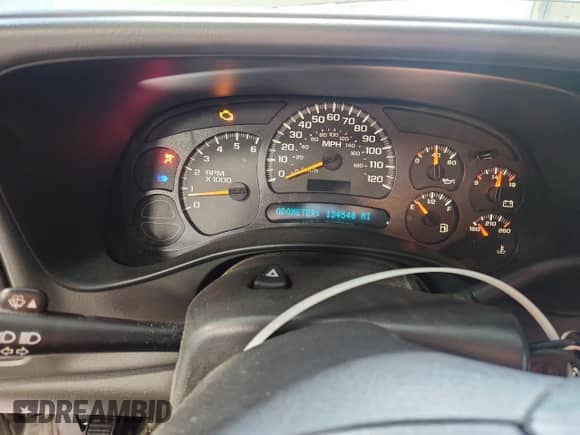 2005 GMC Sierra 1500 SLT z VIN 2GTEK19B551275045, wystawiony jako Copart lot #69453525 z przebiegiem 134 540 mil mil oraz Czysty tytuł • Clean title. Historia ofert i sprzedaży dostępna na DreamBid. Obrazek 9.