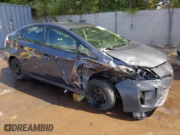 2013 Toyota Prius One с VIN JTDKN3DU1D1633986, выставлен на аукционе IAAI как лот 43150189 с пробегом 317 996 миль миль и . История ставок и продаж доступна на DreamBid. Изображение 6.