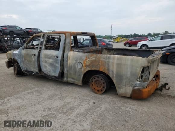 2016 Ram 1500 Tradesman z VIN 1C6RR7SM0GS280319, wystawiony jako Copart lot #61900155 z przebiegiem Nie podano mil oraz Nie do naprawy • Non repairable. Historia ofert i sprzedaży dostępna na DreamBid. Obrazek 2.