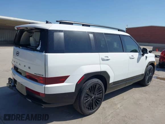 2025 Hyundai Santa Fe Calligraphy с VIN 5NMP5DG17SH068675, выставлен на аукционе IAAI как лот 42837059 с пробегом 154 миль миль и . История ставок и продаж доступна на DreamBid. Изображение 4.