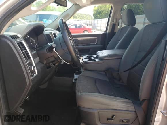 2013 Ram 1500 SLT z VIN 1C6RR6LG3DS707605, wystawiony jako Copart lot #60128605 z przebiegiem 175 458 mil mil oraz Szkoda całkowita • Salvage title. Historia ofert i sprzedaży dostępna na DreamBid. Obrazek 7.