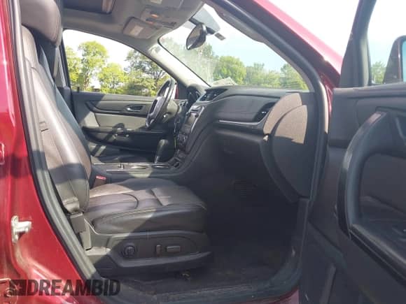 2017 Chevrolet Traverse LT с VIN 1GNKRHKD1HJ339019, выставлен на аукционе IAAI как лот 42719295 с пробегом 128 394 миль миль и . История ставок и продаж доступна на DreamBid. Изображение 5.