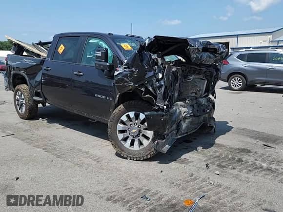 2024 Chevrolet Silverado 2500HD Custom с VIN 2GC4YME76R1129465, выставлен на аукционе Copart как лот 66596175 с пробегом Не указан миль и Списание • Salvage title. История ставок и продаж доступна на DreamBid. Изображение 13.