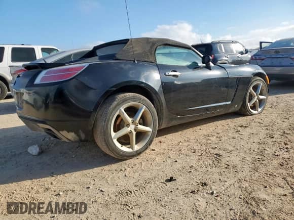 2008 Saturn Sky Red Line with VIN 1G8MG35XX8Y124563, listed as a Copart auction lot 82253305 with Not provided miles and Clean title. Bid and sale history available at DreamBid. Image 3.