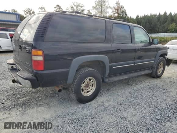 2001 Chevrolet Suburban LT с VIN 3GNGK26U11G277209, выставлен на аукционе Copart как лот 89627305 с пробегом 146 892 миль миль и Списание • Salvage title. История ставок и продаж доступна на DreamBid. Изображение 3.