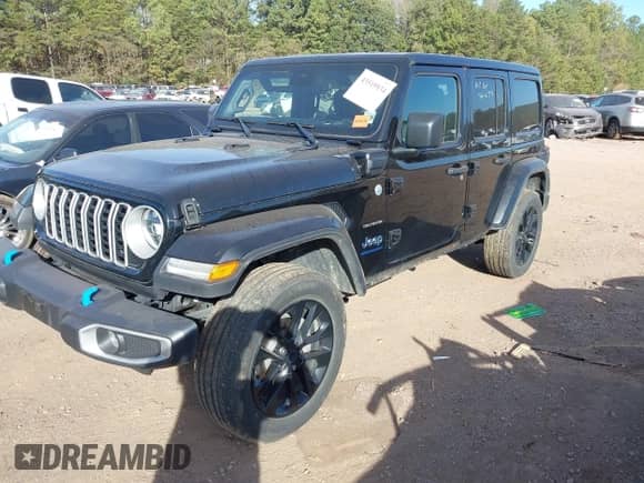 2024 Jeep Wrangler Sahara with VIN 1C4RJXP63RW331558, listed as a IAAI auction lot 43519934 with 21,359 mi miles and . Bid and sale history available at DreamBid. Image 2.