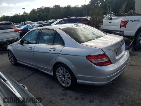 2008 Mercedes-Benz C 300 Sport z VIN WDDGF81X78F096974, wystawiony jako Copart lot #81003425 z przebiegiem 87 547 mil mil oraz Szkoda całkowita • Salvage title. Historia ofert i sprzedaży dostępna na DreamBid. Obrazek 2.