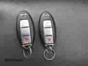 2011 Nissan Pathfinder LE z VIN 5N1AR1NBXBC611936, wystawiony jako IAAI lot #43033622 z przebiegiem 120 111 mil mil oraz . Historia ofert i sprzedaży dostępna na DreamBid. Obrazek 11.