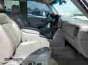 2005 GMC Sierra 1500 SLE с VIN 1GTEC19T05Z127284, выставлен на аукционе Copart как лот 55974775 с пробегом 179 744 миль миль и На запчасти • Non repairable. История ставок и продаж доступна на DreamBid. Изображение 7.