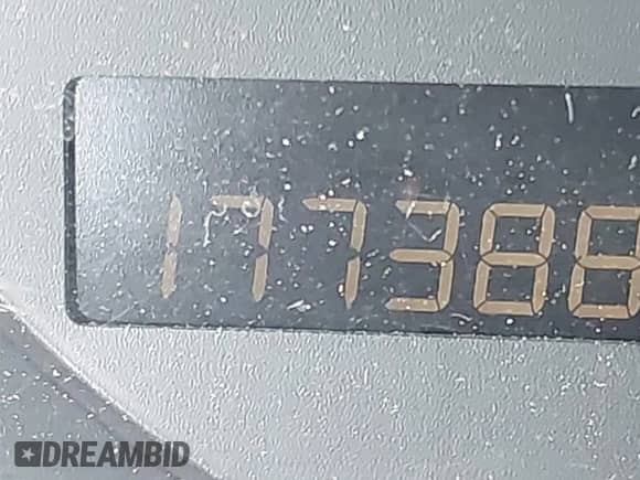 2006 Honda Pilot EX-L z VIN 5FNYF18576B019744, wystawiony jako IAAI lot #43101554 z przebiegiem 177 388 mil mil oraz . Historia ofert i sprzedaży dostępna na DreamBid. Obrazek 7.