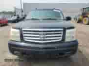 2004 Cadillac Escalade ESV Platinum Edition z VIN 3GYFK66N84G213333, wystawiony jako Copart lot #59950535 z przebiegiem 189 699 mil mil oraz Czysty tytuł • Clean title. Historia ofert i sprzedaży dostępna na DreamBid. Obrazek 5.